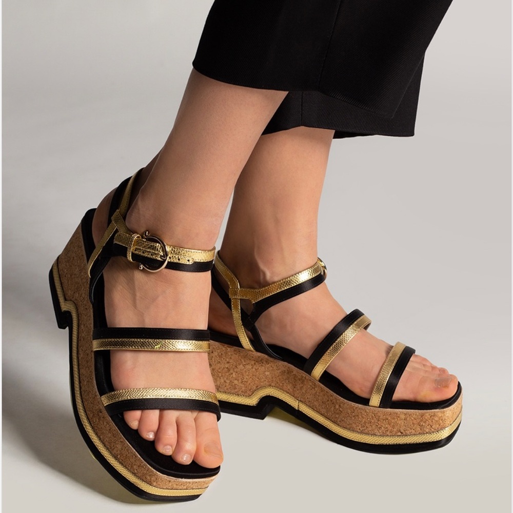 NEW Salvatore Ferragamo Mysen Platform Heel Sandal Black/ Gold US 9.5 C